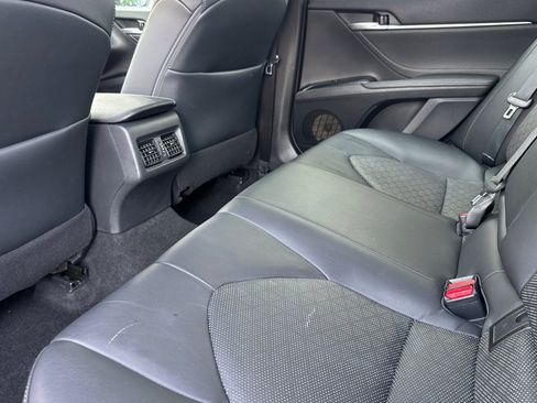 Used 2018 Toyota Camry XSE FWD image 24