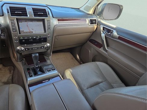 Used 2017 Lexus GX 460 460 image 12