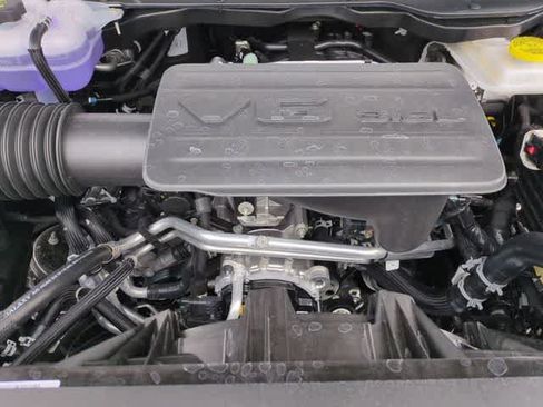 Used 2025 RAM 1500 Big Horn AWD/4WD image 15