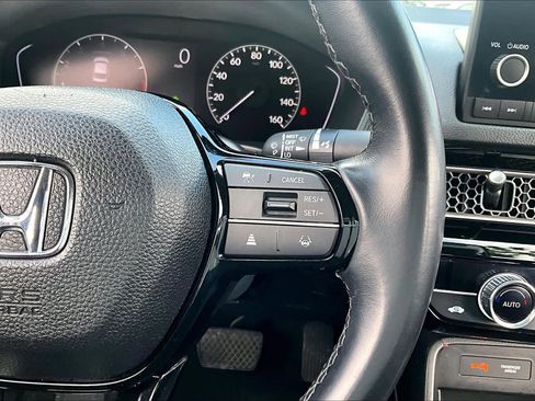Used 2022 Honda Civic EX image 25