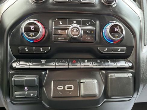 Used 2023 Chevrolet Silverado 2500 LT image 31