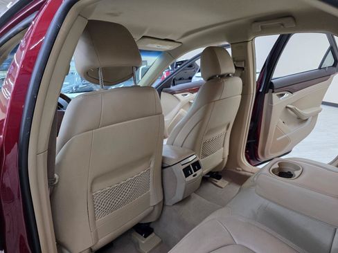 Used 2010 Cadillac CTS Luxury RWD image 23