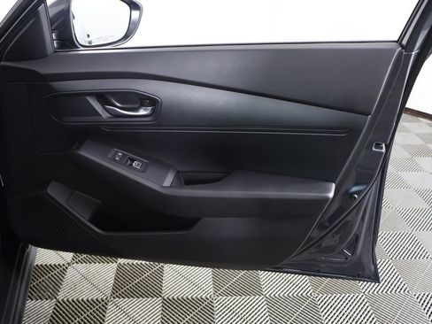 Certified 2025 Honda Accord LX image 20