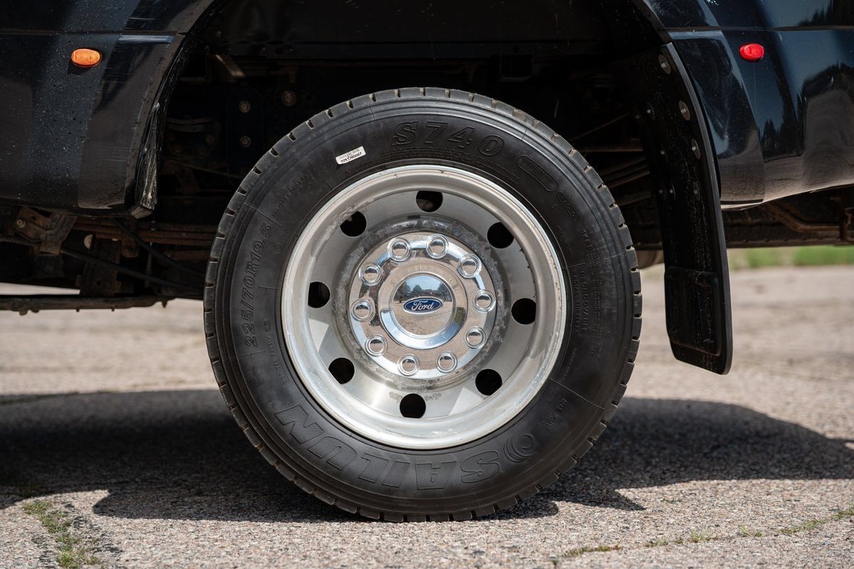 Used 2019 Ford F450 Platinum AWD/4WD image 10