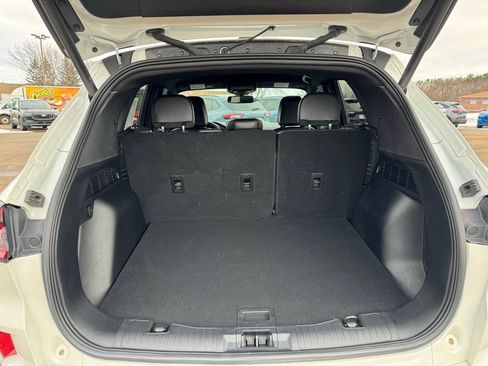 Used 2023 Ford Escape ST-Line Elite w/ Class II Trailer Tow Package image 6