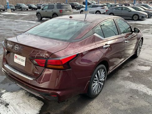 Used 2023 Nissan Altima 2.5 SV image 5