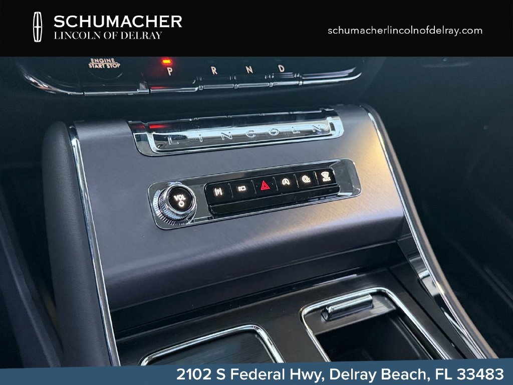 New 2026 Lincoln Aviator AWD image 17