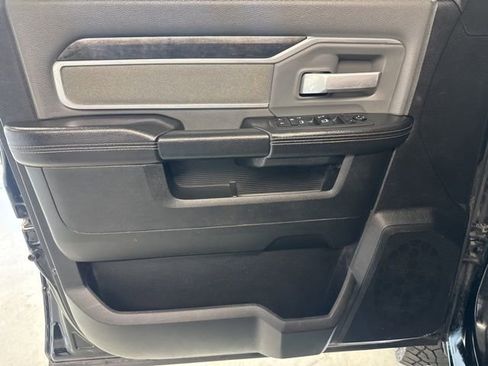 Used 2021 RAM 2500 Big Horn image 19