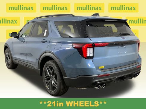 New 2026 Ford Explorer ST w/ Sun And Sound Package image 10