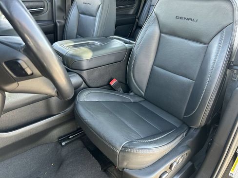 Used 2021 GMC Yukon Denali AWD/4WD image 20