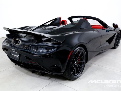 New 2026 McLaren 750S Spider RWD image 10