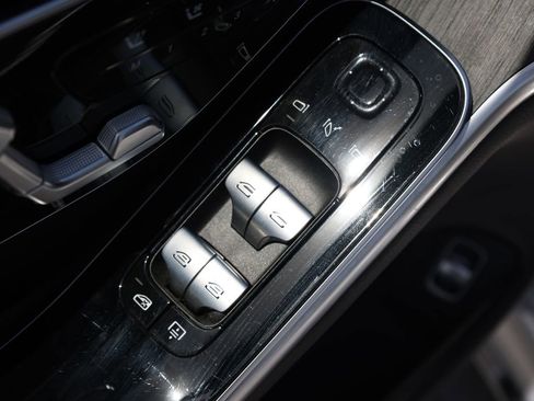 Used 2023 Mercedes-Benz S 500 4MATIC w/ AMG Line image 12