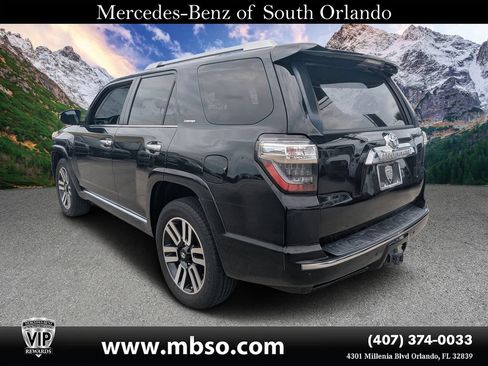 Used 2018 Toyota 4Runner Limited AWD/4WD image 18