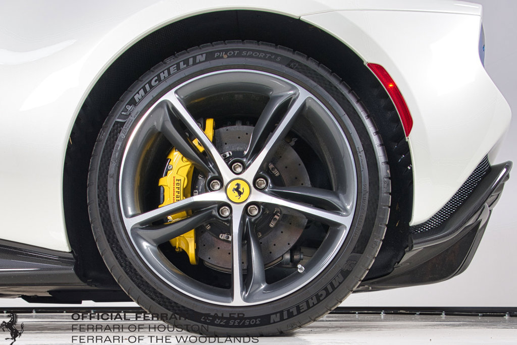 Used 2024 Ferrari 296 GTS RWD image 18