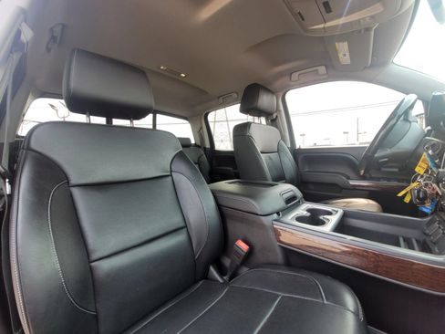 Used 2017 GMC Sierra 1500 SLT AWD/4WD image 8