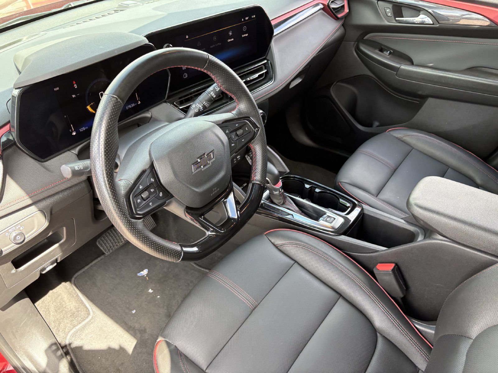 Used 2024 Chevrolet TrailBlazer RS w/ Convenience Package FWD image 23