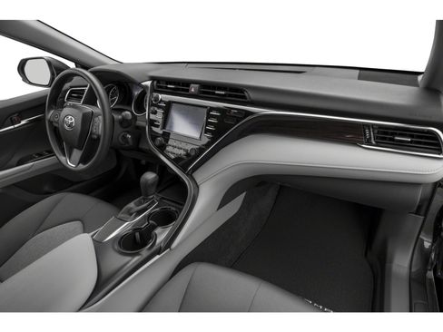 Certified 2019 Toyota Camry LE image 10