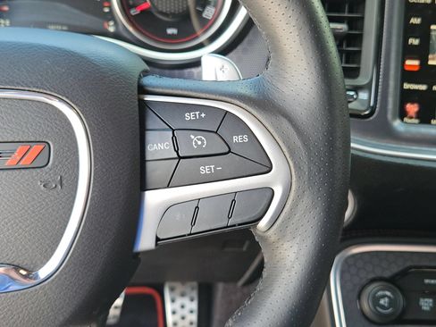 Used 2016 Dodge Challenger R/T Scat Pack RWD image 22