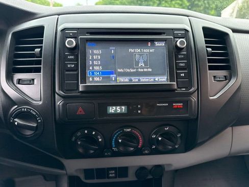 Used 2014 Toyota Tacoma 4x4 Access Cab w/ Convenience Package image 21
