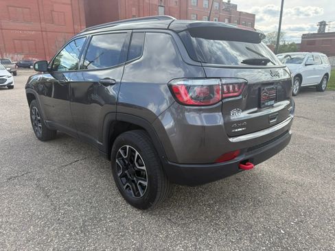 Used 2018 Jeep Compass Trailhawk w/ Popular Equipment Group AWD/4WD image 4