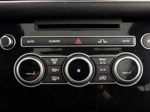 Used 2016 Land Rover Range Rover Long Wheelbase Supercharged image 19