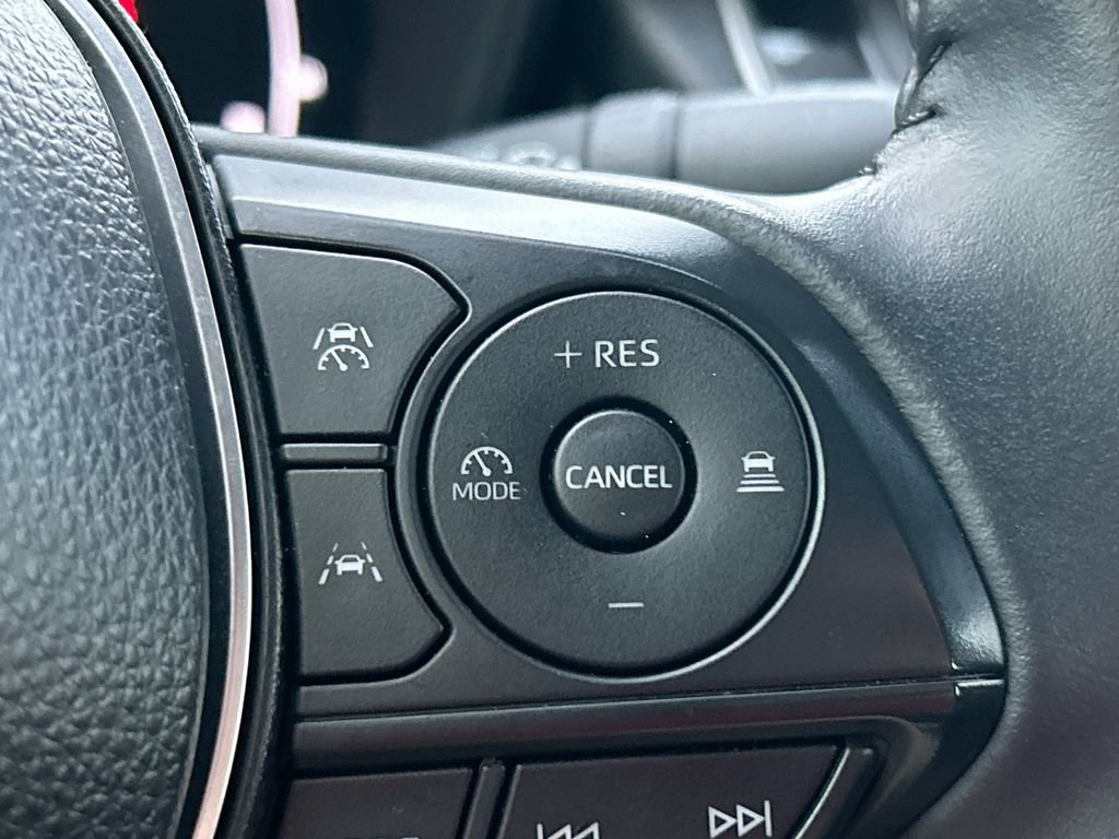 Used 2026 Toyota Corolla SE FWD image 17