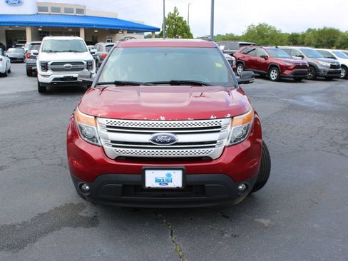 Used 2013 Ford Explorer XLT AWD/4WD image 10