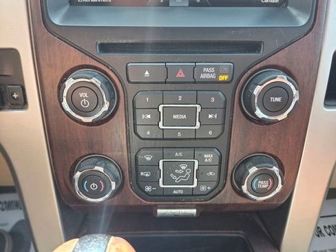Used 2013 Ford F150 King Ranch w/ King Ranch Luxury Pkg AWD/4WD image 28