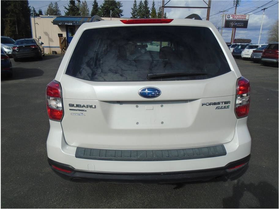 Used 2015 Subaru Forester 2.5i Premium w/ All-Weather Package AWD/4WD image 7