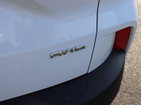 Used 2022 Ford Escape SEL image 12