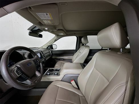 Used 2020 Ford Expedition XLT w/ Equipment Group 202A image 22