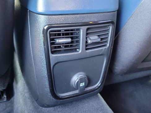Used 2014 Chrysler 300 S RWD image 21
