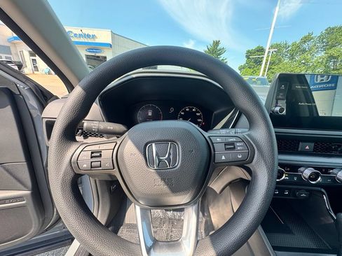 New 2026 Honda CR-V LX image 16