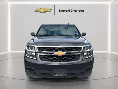 Used 2018 Chevrolet Suburban LT AWD/4WD image 8