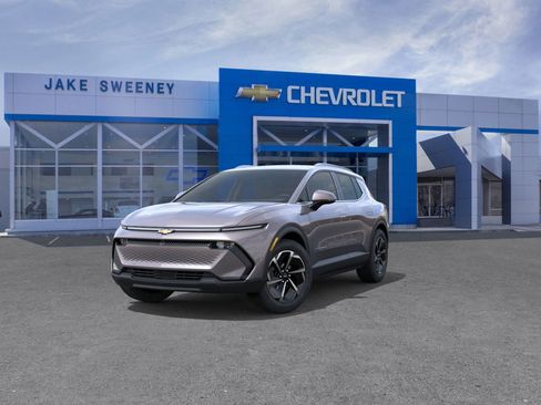 New 2026 Chevrolet Equinox EV LT image 10