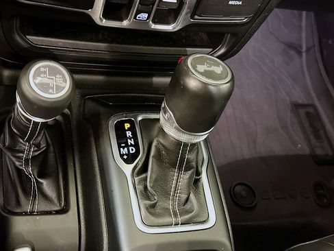 Used 2023 Jeep Wrangler Sahara w/ Cold Weather Group image 25