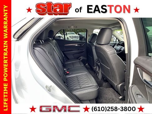 Used 2021 Buick Envision Avenir w/ Technology Package II image 11