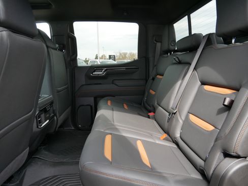 New 2026 GMC Sierra 1500 AT4 w/ Technology Package image 5