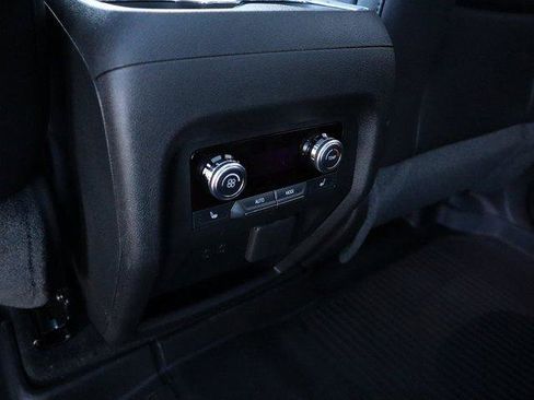 New 2026 GMC Acadia Elevation image 15