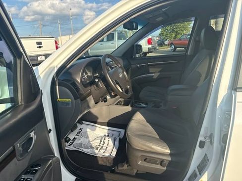 Used 2011 Hyundai Santa Fe SE AWD/4WD image 9
