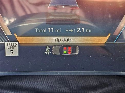 Used 2026 BMW i5 eDrive40 w/ M Sport Package image 11