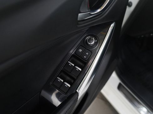 Used 2016 MAZDA MAZDA6 Touring w/ Touring Technology Package image 19