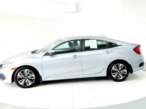 Used 2016 Honda Civic EX-T image 3