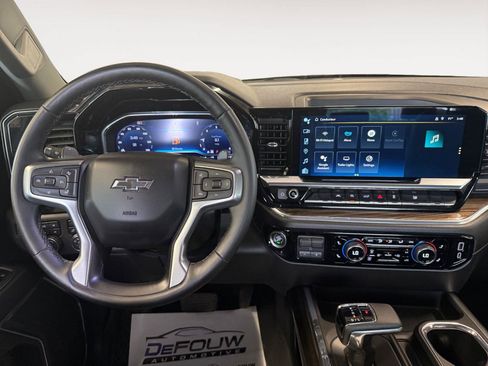 Used 2024 Chevrolet Silverado 1500 RST w/ Redline Edition AWD/4WD image 13