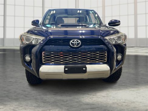 Used 2018 Toyota 4Runner TRD Off-Road Premium image 22