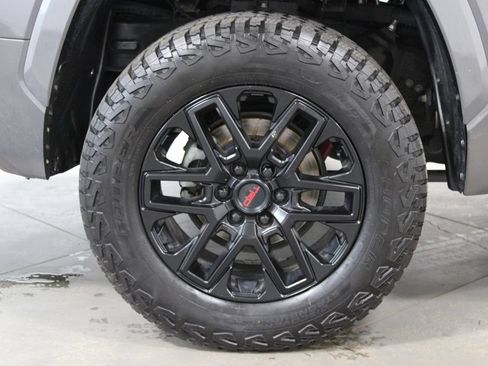 Used 2022 Toyota Tundra SR5 w/ TRD Sport Package AWD/4WD image 17