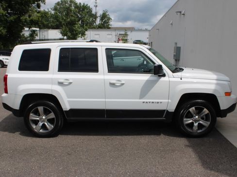 Used 2016 Jeep Patriot High Altitude AWD/4WD image 31