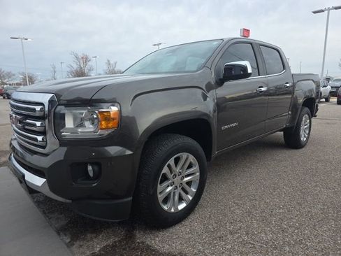 Used 2019 GMC Canyon SLT w/ Driver Alert Package image 3