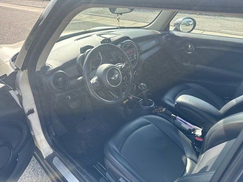 Used 2016 MINI Cooper 2-Door Hardtop image 5