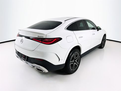 Certified 2025 Mercedes-Benz GLC 300 4MATIC image 8